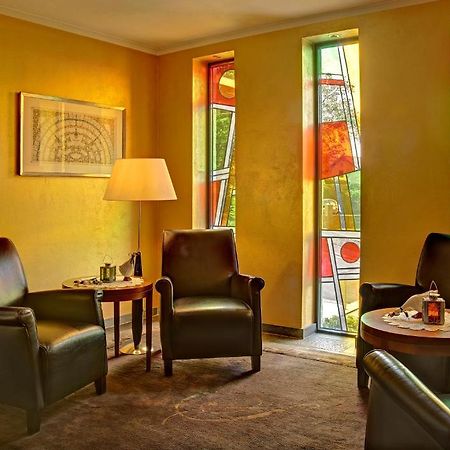 Hotel Schmitt Garni Monchberg  ภายนอก รูปภาพ