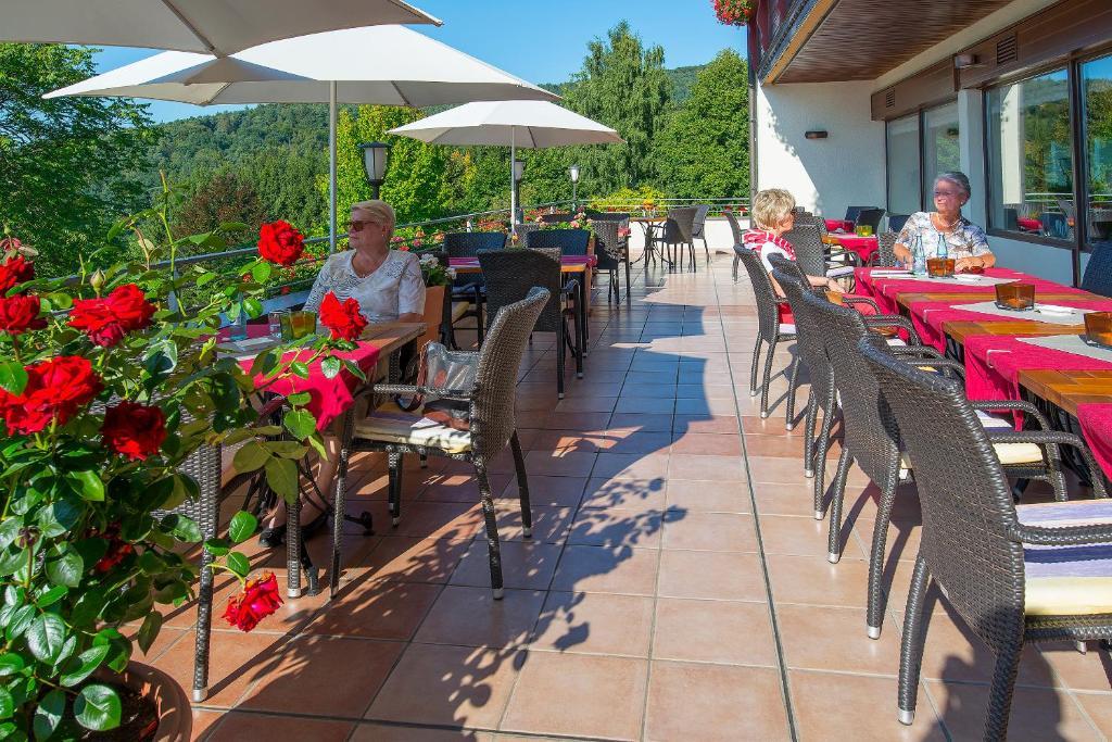 Hotel Schmitt Garni Monchberg  ภายนอก รูปภาพ